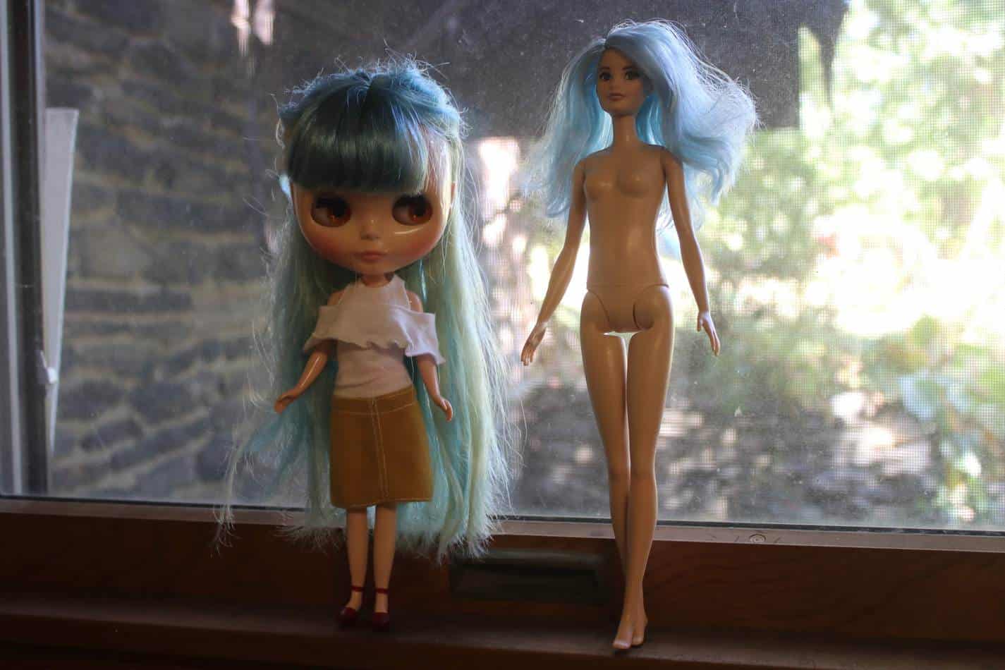 Blythe Clothes and Accessories: What Fits